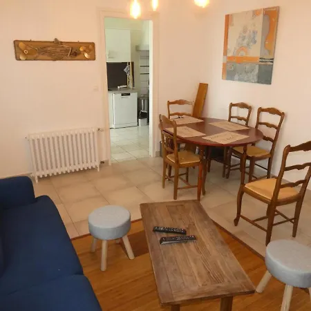 T3 En Centre-ville Avec Terrasse Et Parking Prive A - Fr-1-71-90 公寓 鲁瓦扬